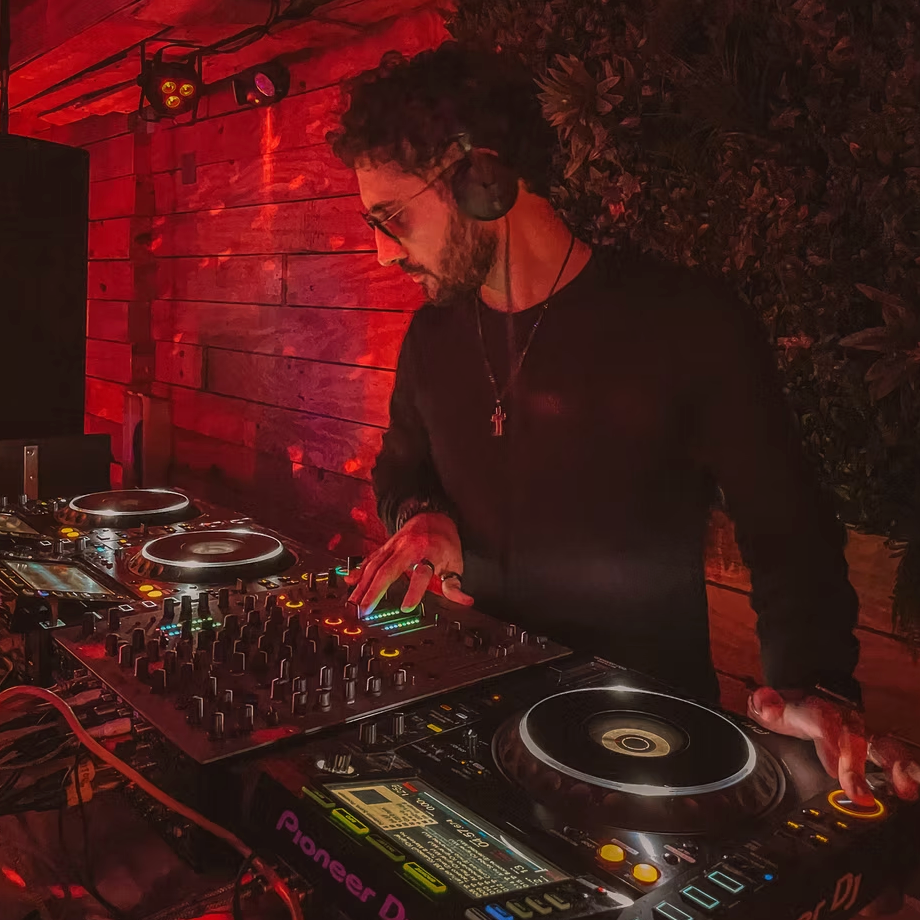 New Music Friday: Gianni Petrarca, Atura, Aloft & More