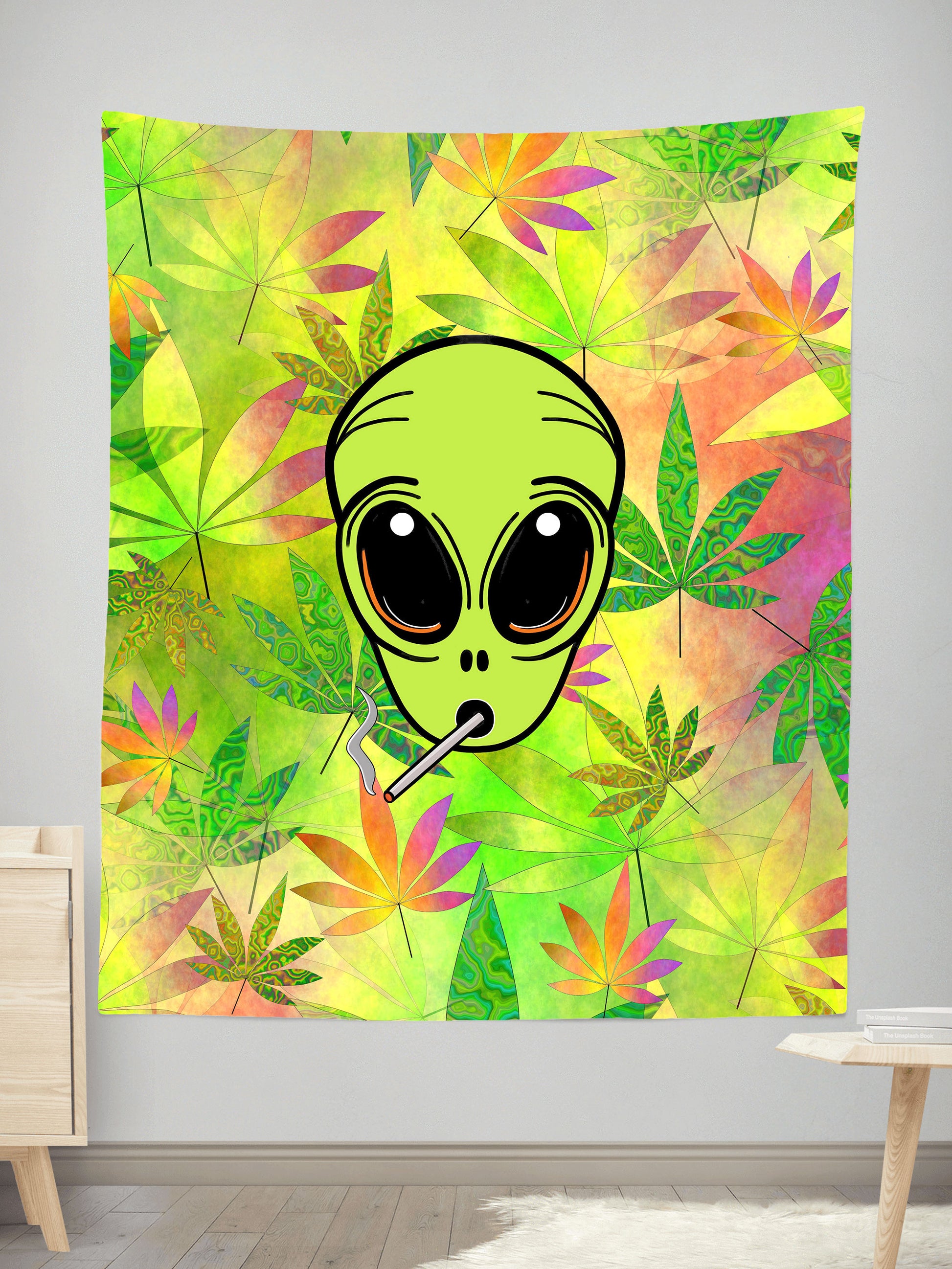 Alien Weed Tapestry, Psychedelic Pourhouse, | iEDM