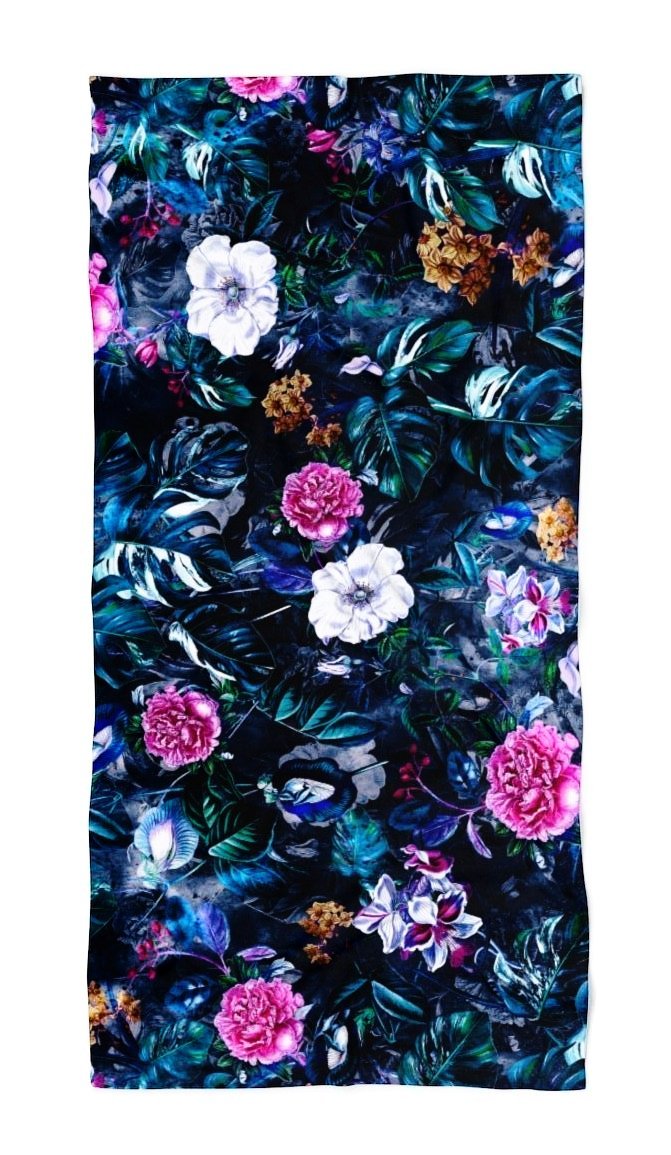 South Beach Beach Throw, Riza Peker, | iEDM