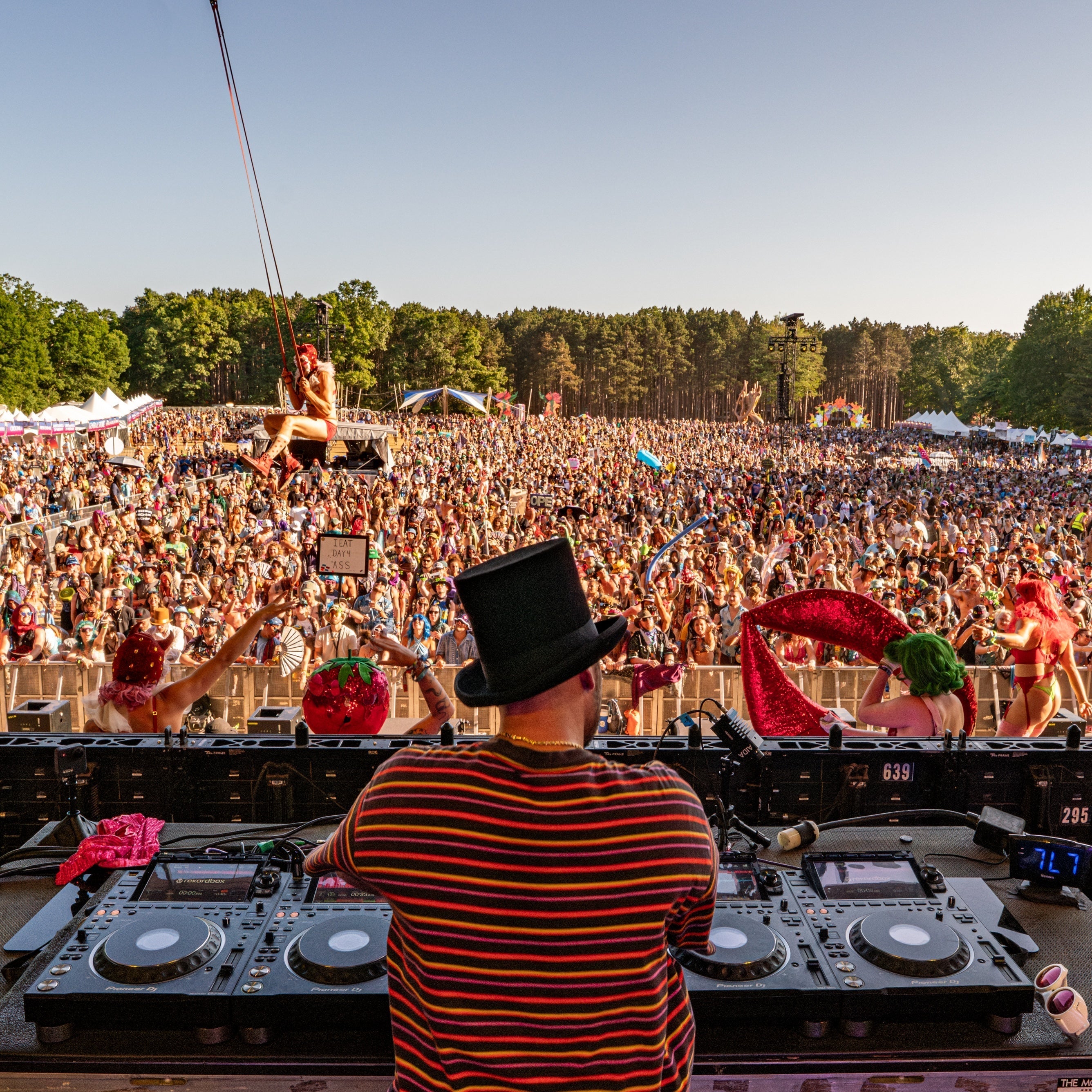 WonkyWilla Launches 30-Date ‘Galactic Circus’ Tour