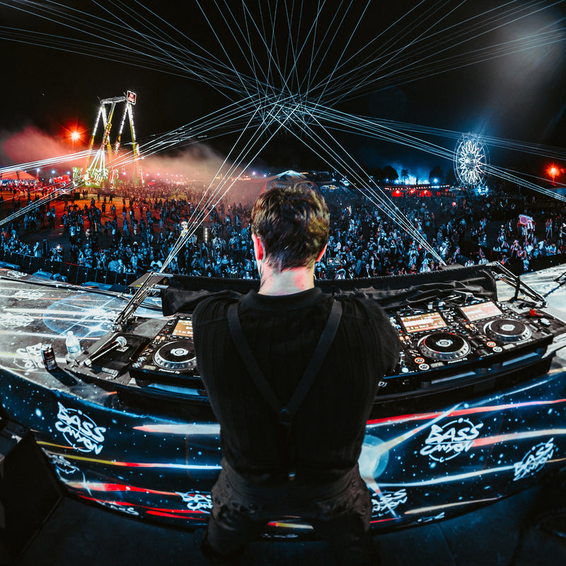 [LISTEN] Ghastly Bridges Bass House and Rap on 'Flip Dat'