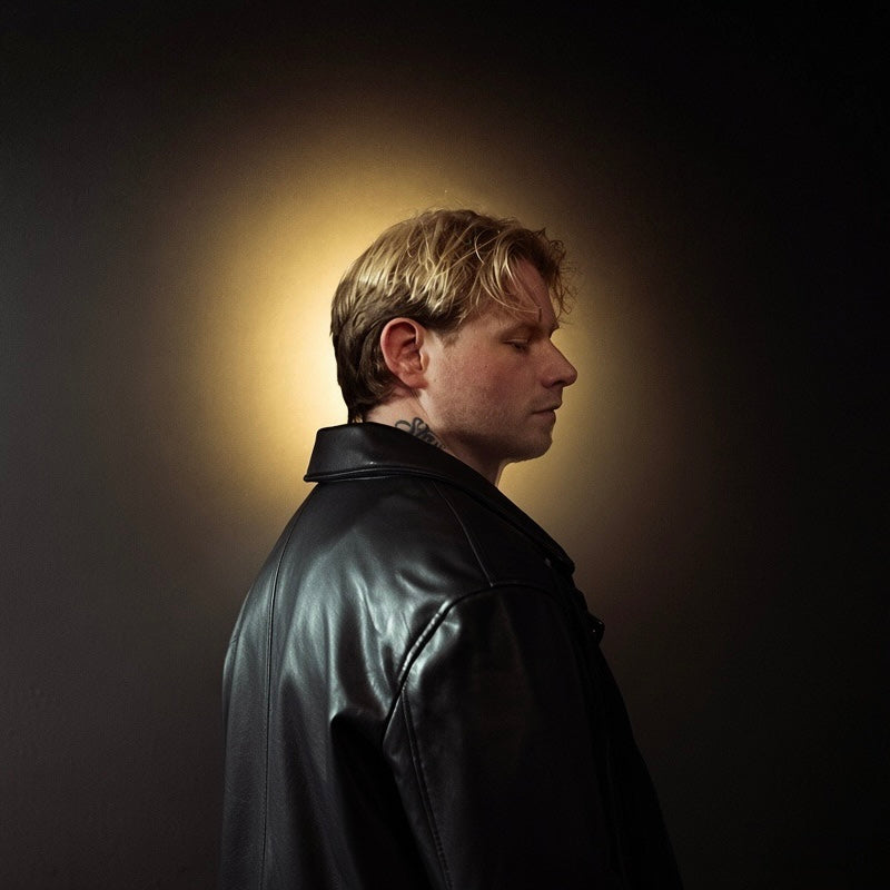 [LISTEN] Senior Massie Launches New Chapter With Debut Single 'Esta Loca'