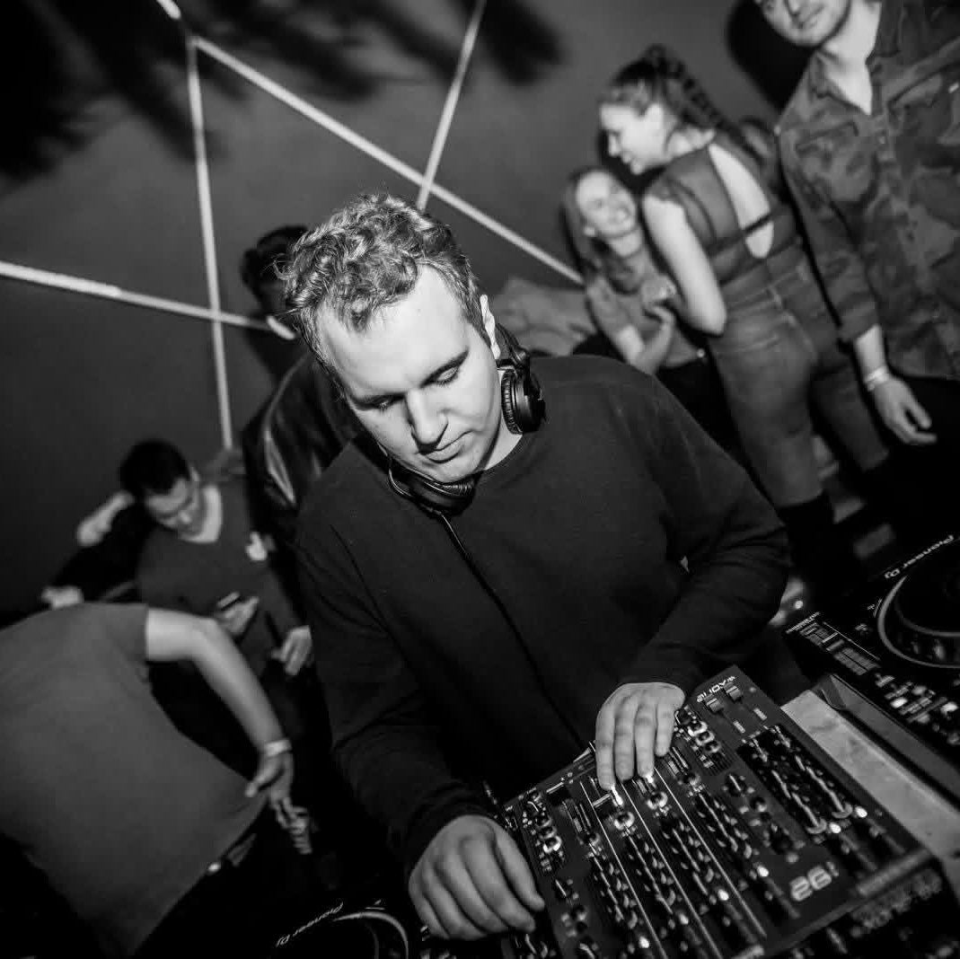 [LISTEN] Vincee D Drops New Tech House Weapon 'Control'