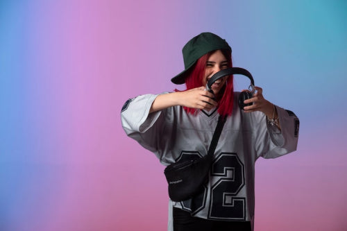 EDM Outfits for 2025: How Electronic Dance Music Culture Influences Fashion