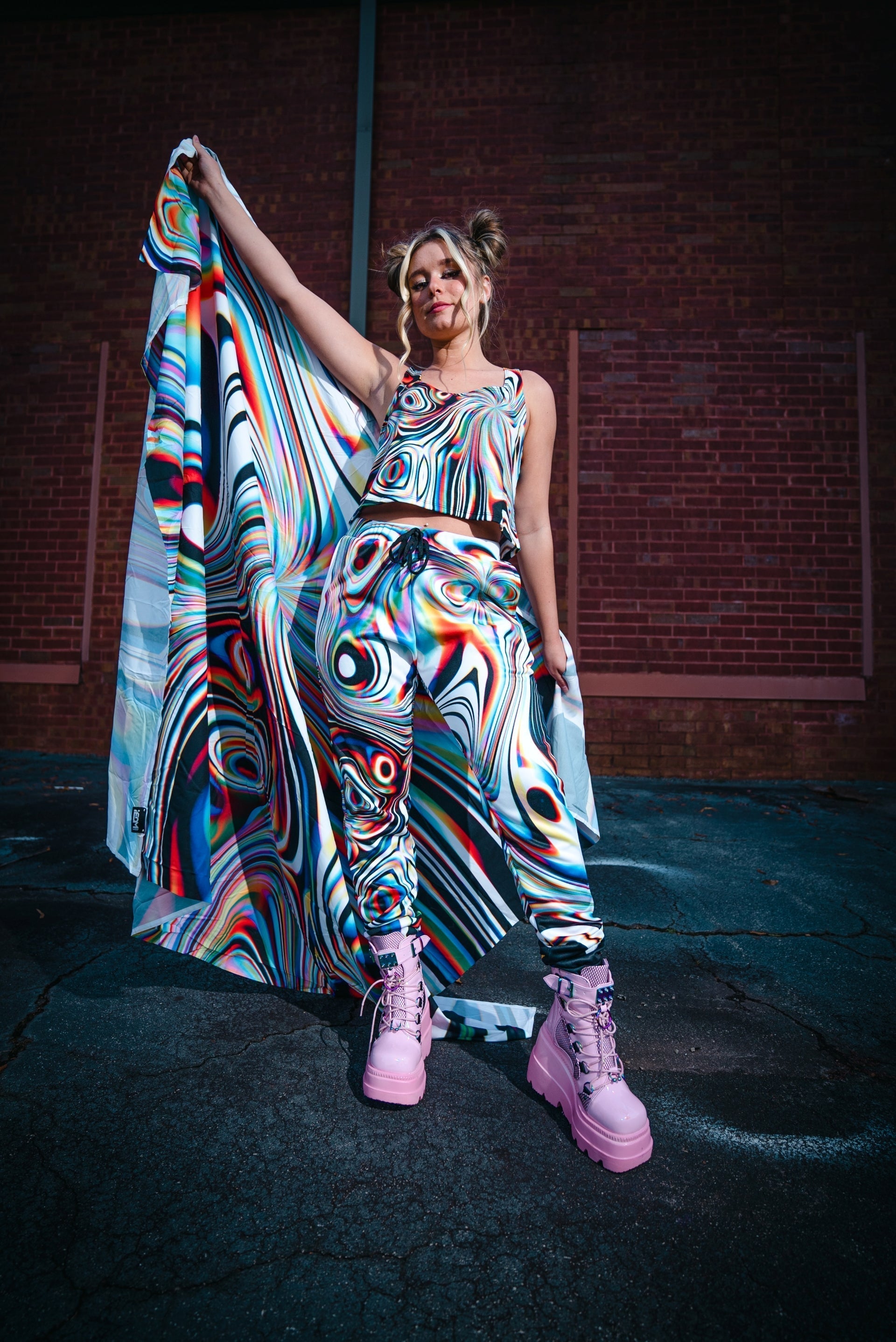 Burning Man Outfit Guide: What To Pack For The Playa