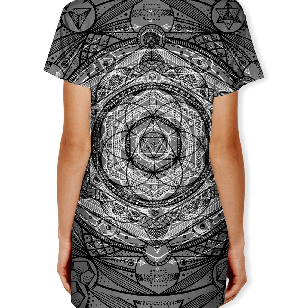 Esoteric Dream Drop Cut Unisex T-Shirt, Set 4 Lyfe, | iEDM